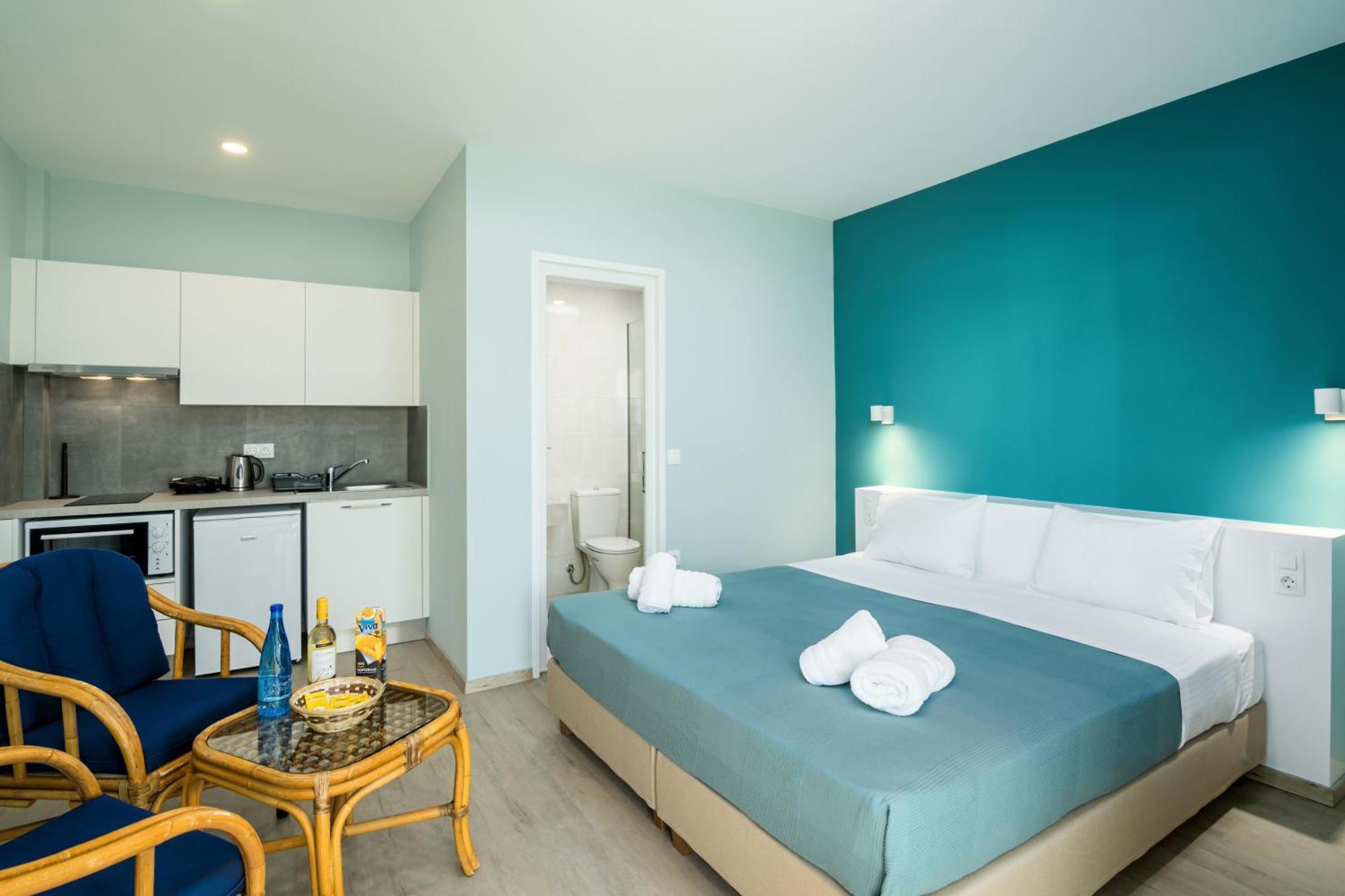 Helion Apartments Гувія Екстер'єр фото