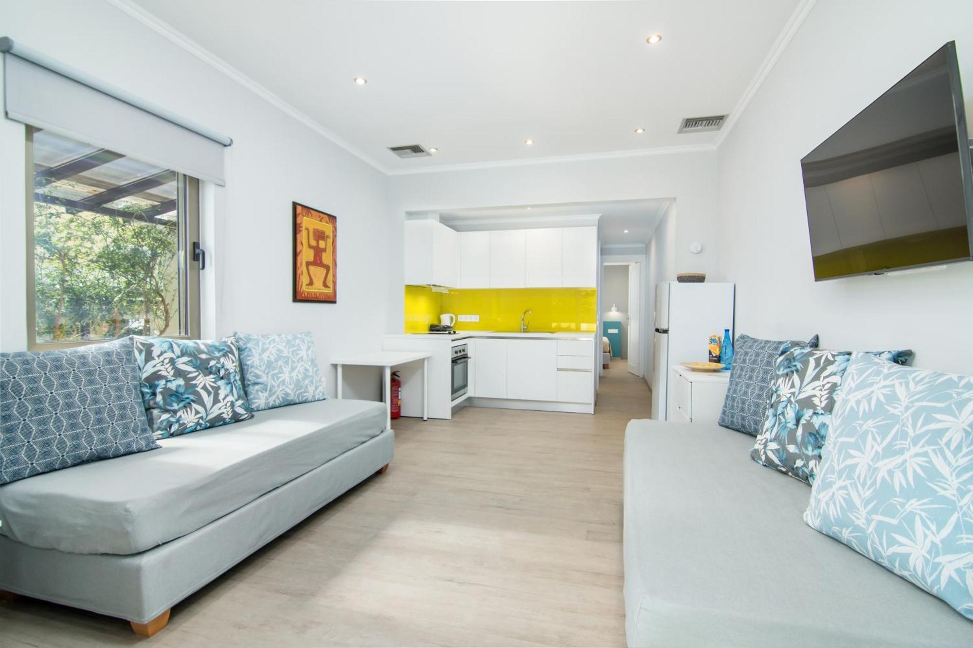 Helion Apartments Гувія Екстер'єр фото